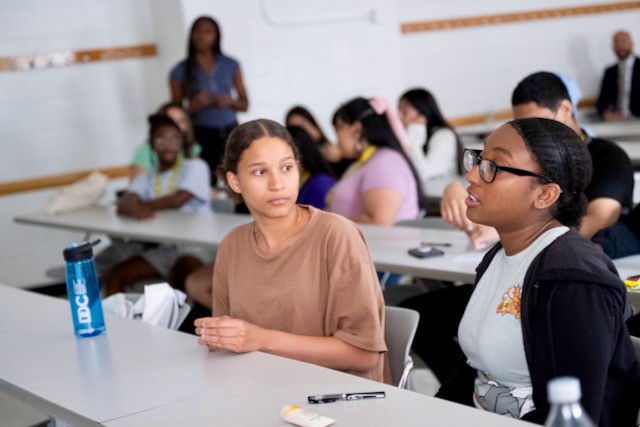 Upper Manhattan high school students in the DDC program participate in college prep and more at Columbia University. Photo by Diane Bondareff.