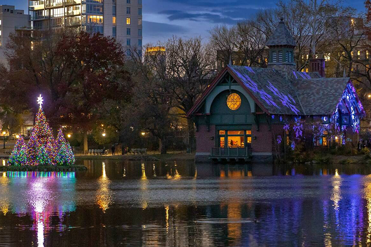 The Dana Center at the Harlem Meer decorated with holiday lights.