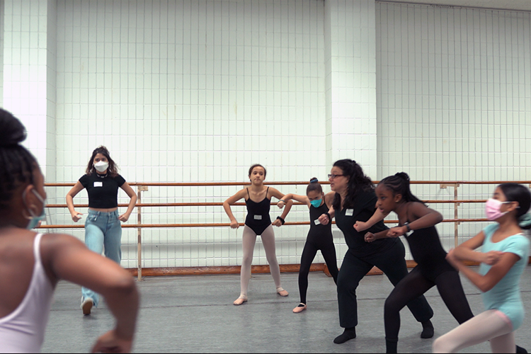 Sabrina Peck encourages shapes of personal power with Harlem School of the Arts and Columbia dancers. Photo courtesy Sabrina Peck. Sabrina Peck encourages shapes of personal power