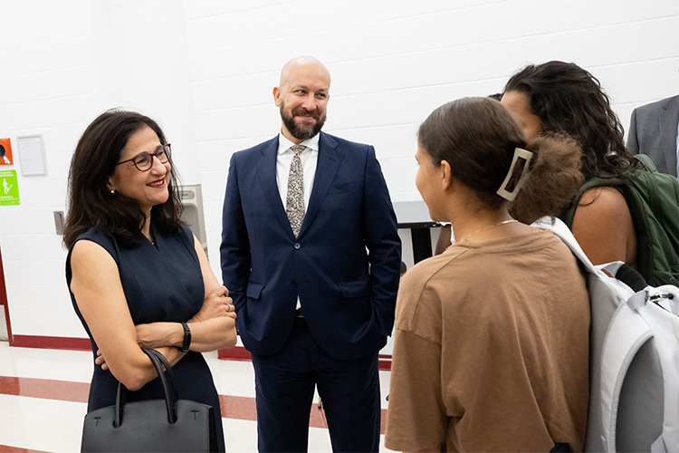 Columbia President Minouche Shafik and Columbia College Dean Josef Sorett speak with Double Discovery students after the lecture. Photo by Diane Bondareff/Columbia University. Columbia President Minouche Shafik and Columbia College Dean Josef Sorett speak with Double Discovery students.