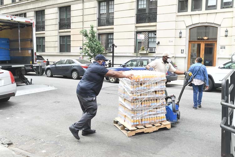 Columbia dining transport meals to truck