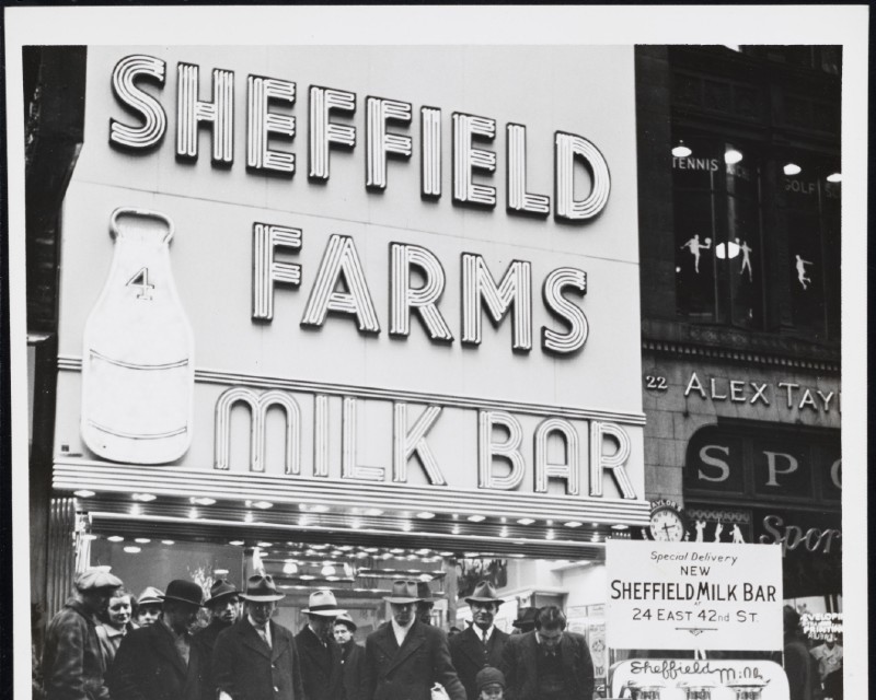 Sheffield Farms Milk Bar, 24 East 42nd Street near Grand Central Terminal, ca. 1940. Photo Courtesy of The Museum of the City of New York Picture of Sheffield Farms Bar