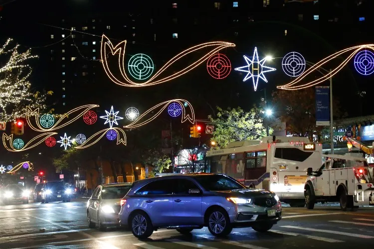 Colored lights over 125th St.