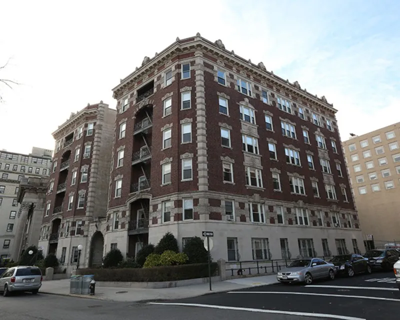 44 Morningside Drive building
