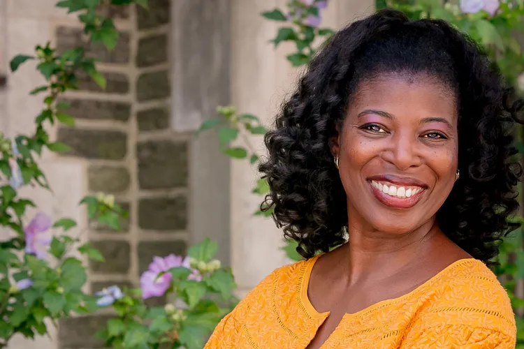 Yhane Washington Smith