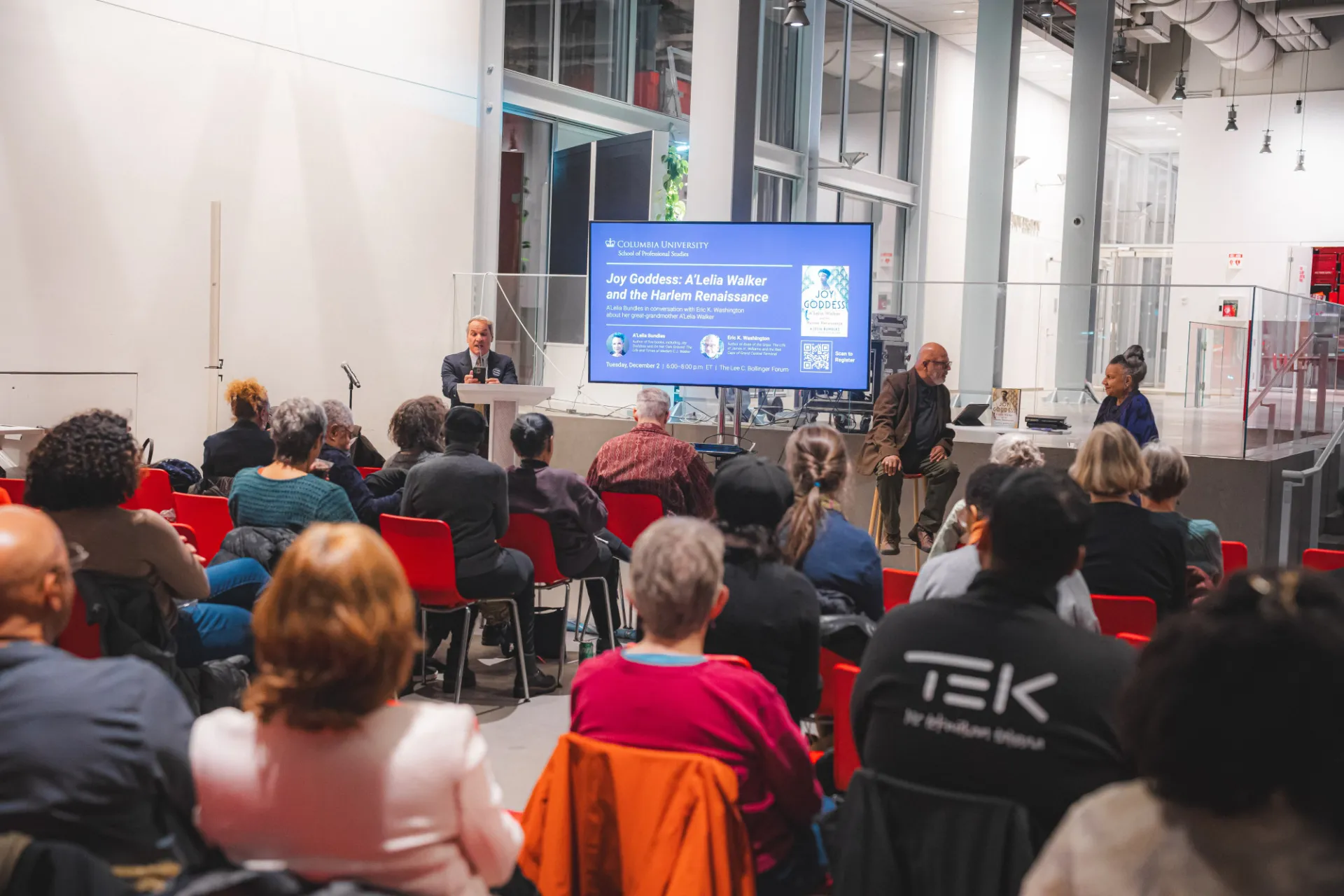 Event attendees gather at The Forum to listen to the conversation between A'Lelia Bundles and Eric K. Washington. Photo by: Brandon Vallejo