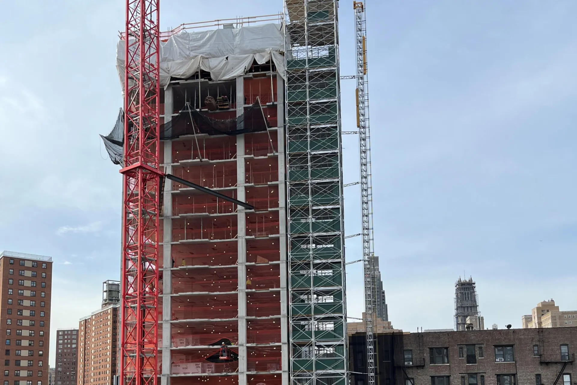 A view of the 600 W. 125th Street construction site, which is now 20 floors tall.