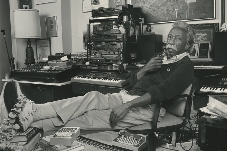 Legendary photographer Gordon Parks photographed by Nancy Lee Katz. Photo credit: Library of Congress