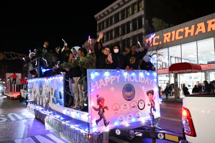 The Harlem Holiday Lights Parade illuminated the spirit of community. Photo credit: Eileen Barroso