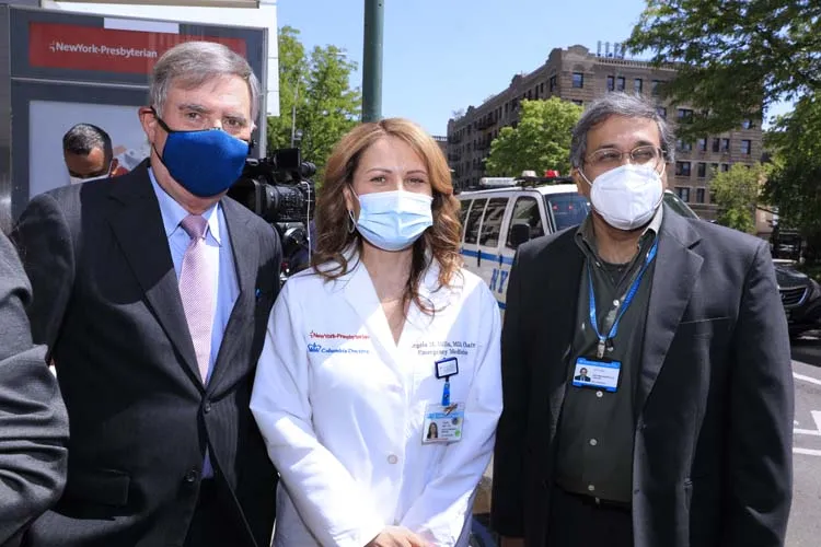 group of medical professionals standing for a photo