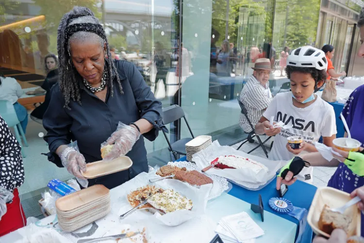 Harlem-Born Entrepreneur Jean Chatman’s Award-Winning Cakes Are Baked with Tradition