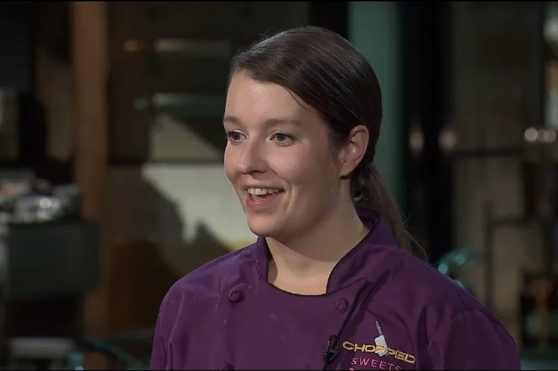 Screen capture of Janie Deegan speaking on Chopped Desserts
